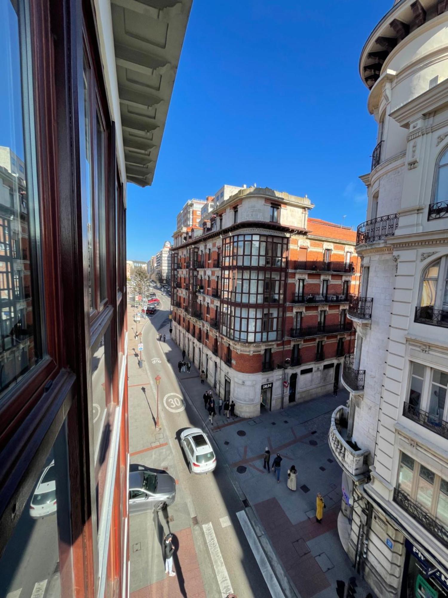 Apartment Atuaire Vivienda A Luminosa Parking Incluido En Plena Calle Comercial